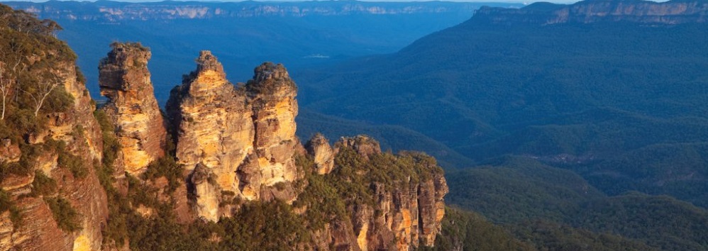 Experiencing the Three Sisters from Echo Point
