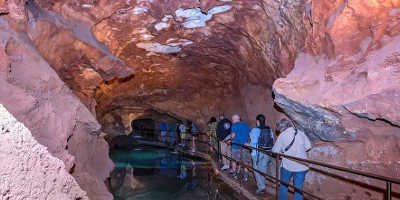 1 Day Jenolan Caves and Blue Mountains Tour $145